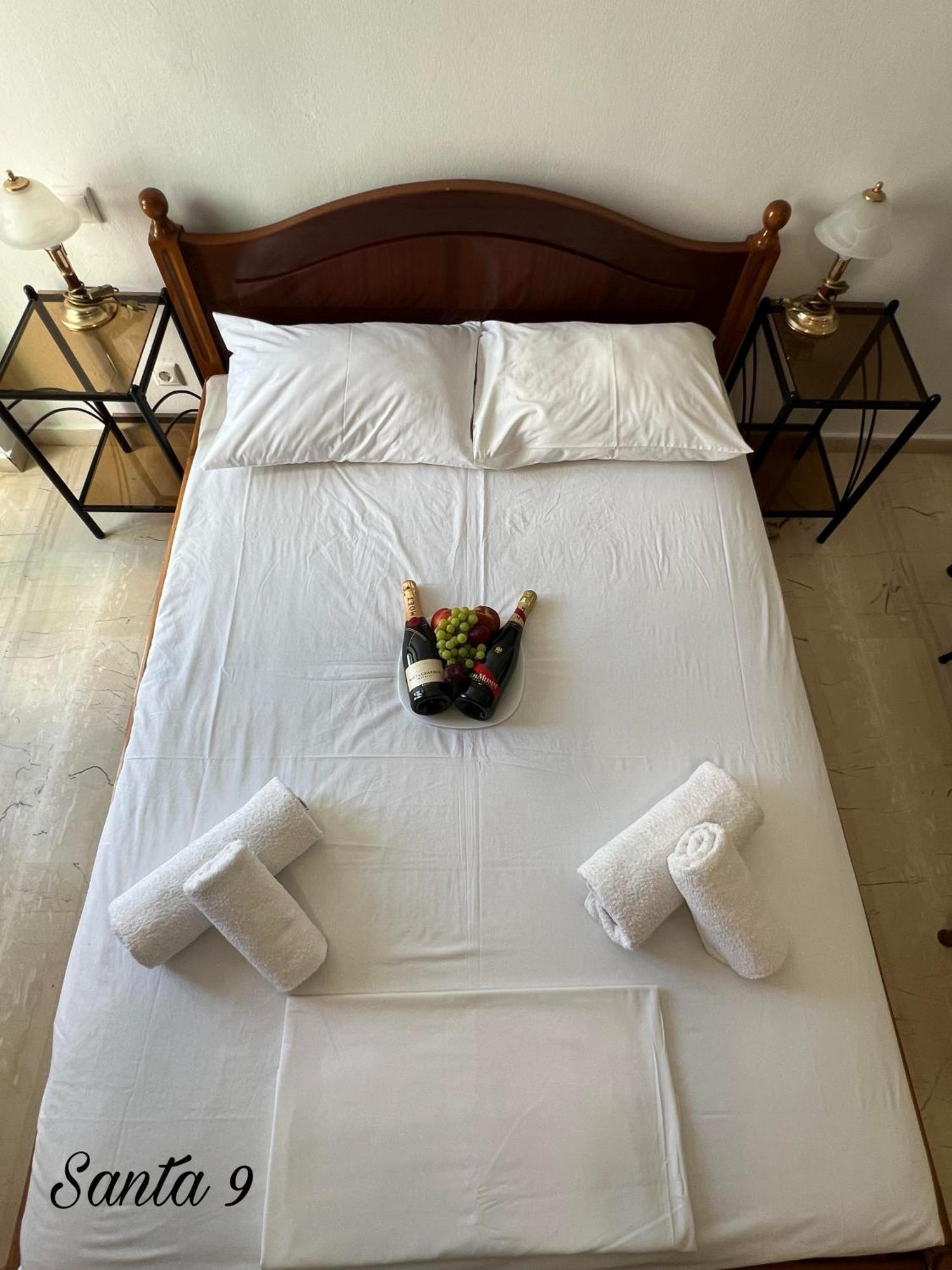 Santa Magia Hotel Kamari  Room photo